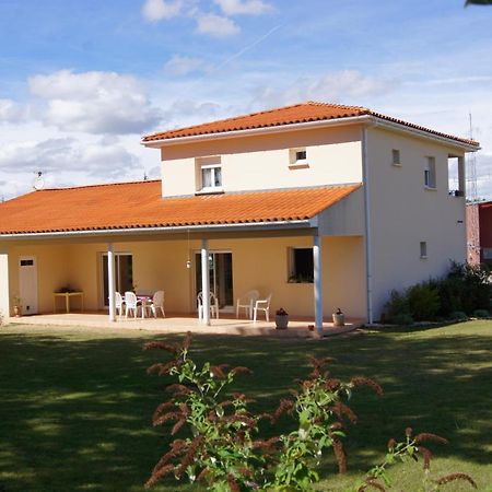 Bed and Breakfast Acaba d'Entrar à Le Caylar Extérieur photo
