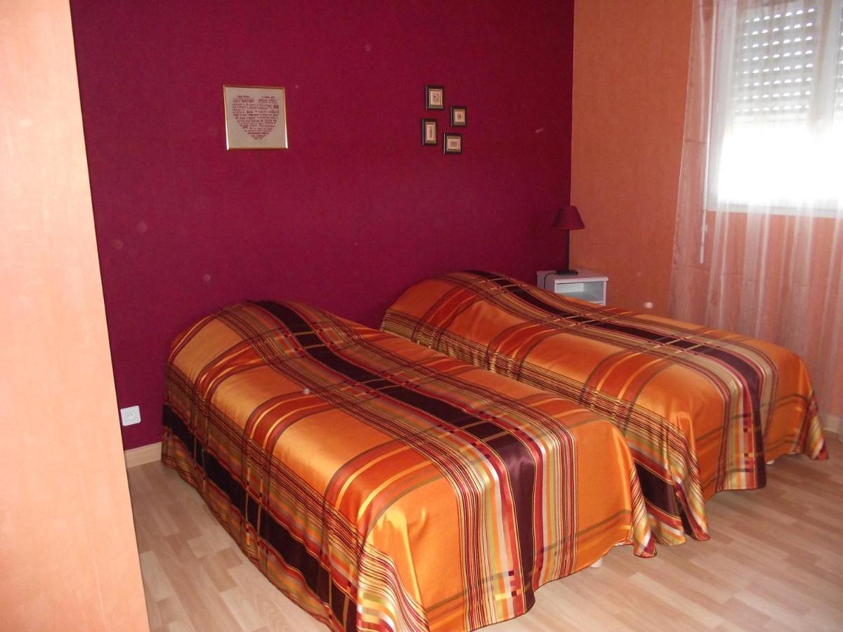 Bed and Breakfast Acaba d'Entrar à Le Caylar Extérieur photo